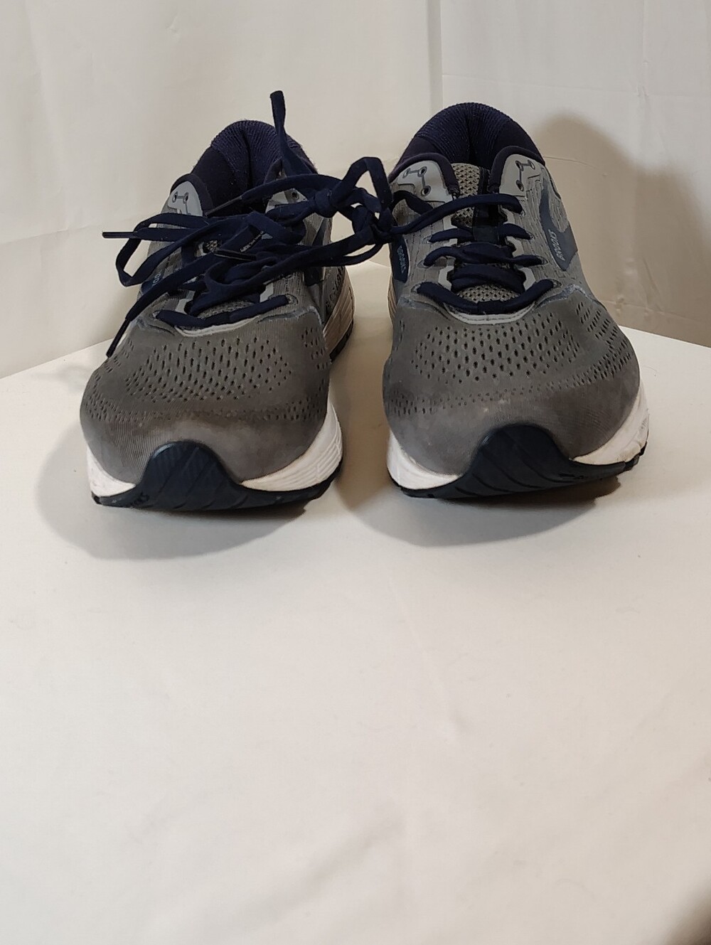 Brooks Men's Beast 20